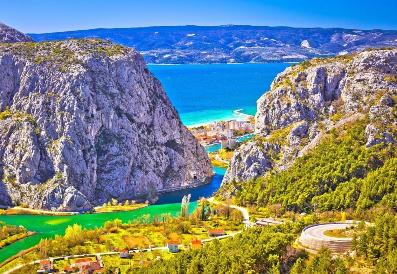 Seaside Deluxe Apartment Jesenice  Bagian luar foto